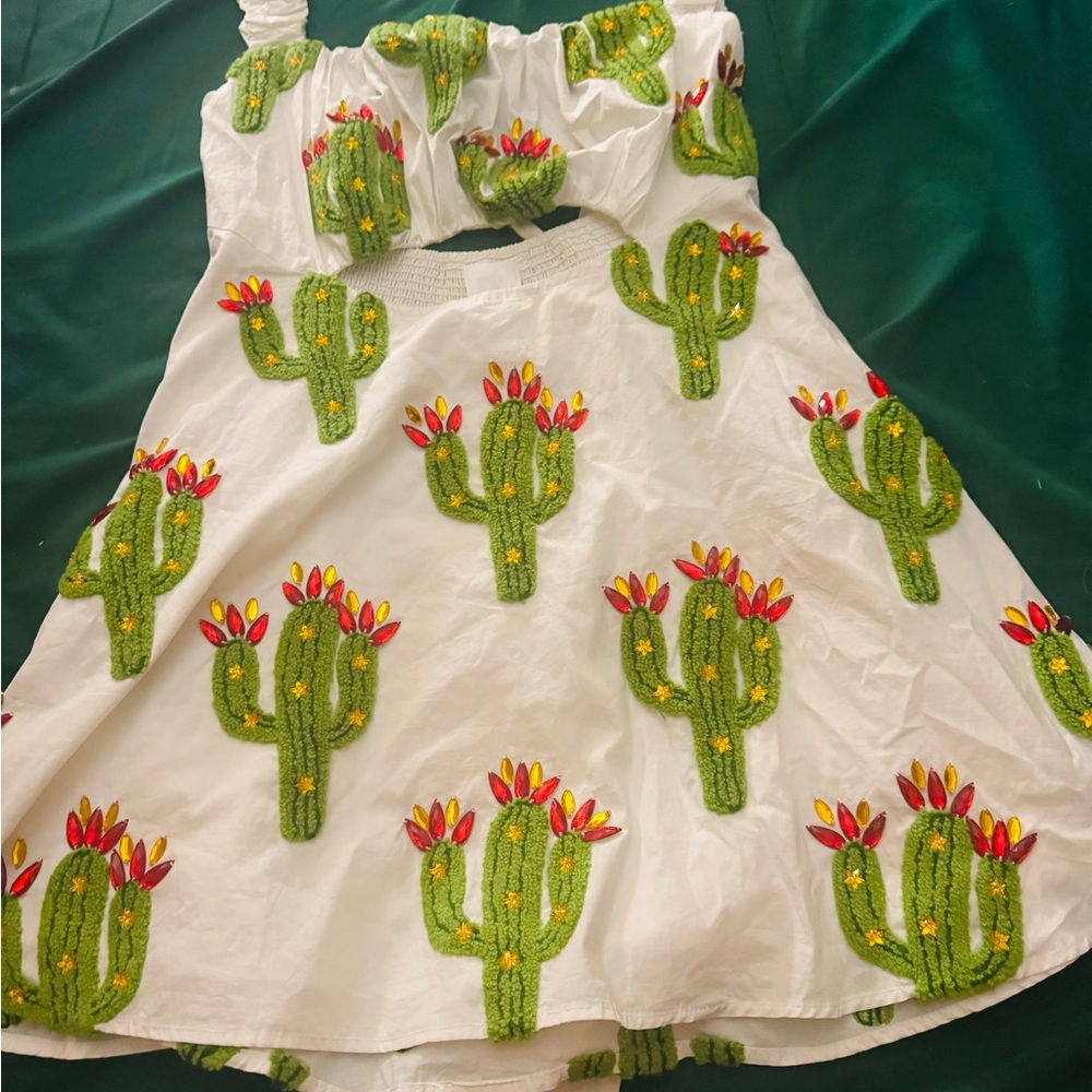 QUEEN OF SPARKLES Cactus Embellished Mini Dress - White and Green